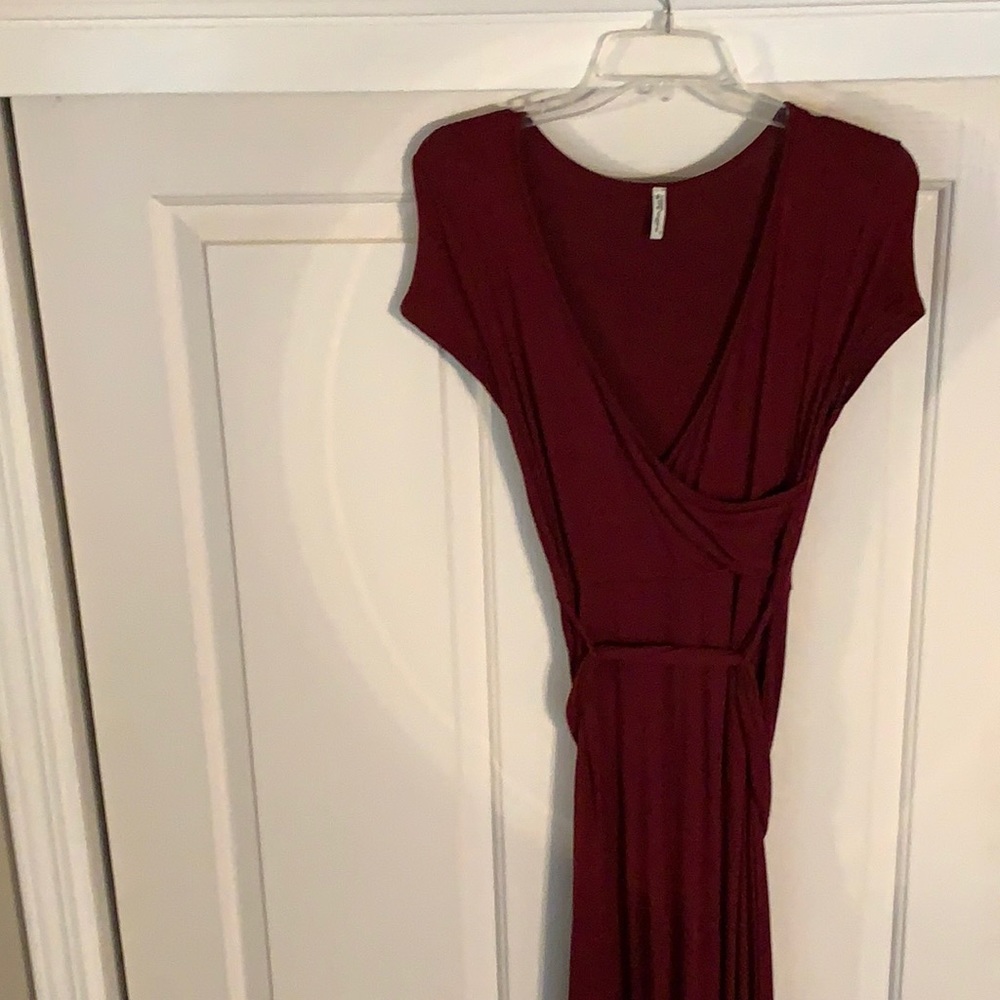 Burgundy maternity maxi dress